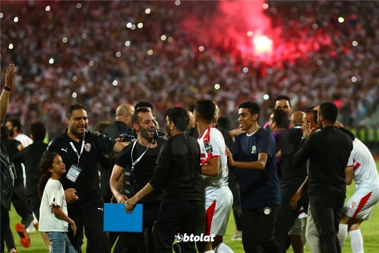 صور تتويج الزمالك بالكونفدرالية